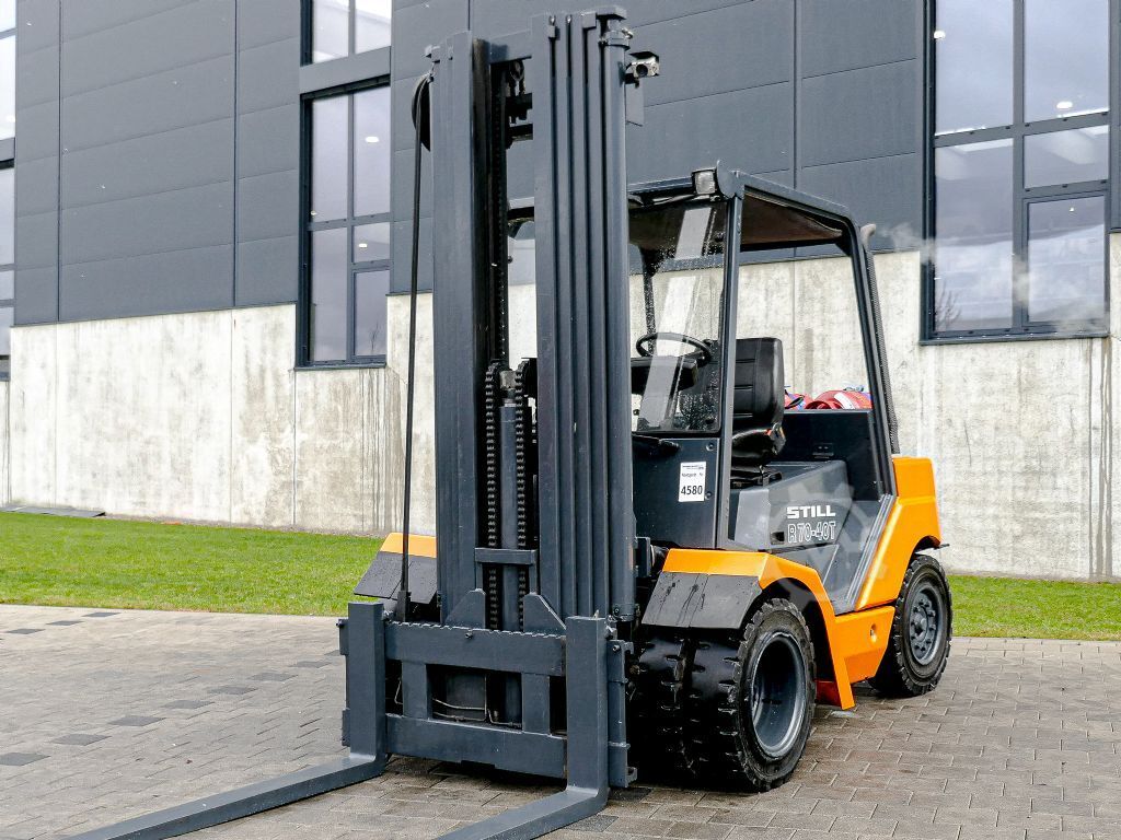 Still R7035T R7040T R7045T LPG Fork Truck Parts Manual Heavy