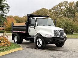 2002 International 4200, 4300, 4400, 7300, 7400, 7500, 8500, 8600 Trucks Electrical Circuit Diagrams Manual
