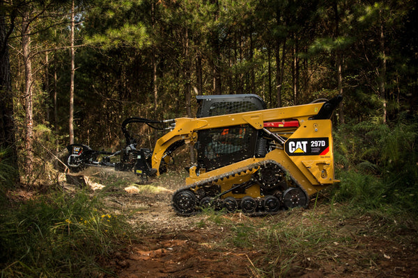 CATERPILLAR 297D OPERATION AND MAINTENANCE MANUAL BE70001-UP