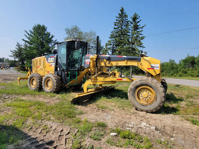 CATERPILLAR 140M 2 MOTOR GRADER OPERATION AND MAINTENANCE MANUAL M9D