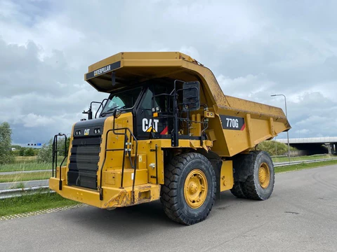 CATERPILLAR 770G TRUCK OPERATION AND MAINTENANCE MANUAL KDH