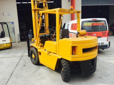 Download Komatsu FD35Z/40Z-8 Forklift Truck Parts Manual S/N 110001-UP