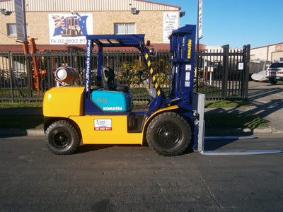 Download Komatsu FG45-7 Forklift Trucks Parts Manual S/N 100001-UP