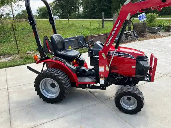 Mahindra Max 22 HST Tractor Parts Manual 