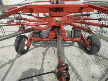 Massey Ferguson 3740 Rotary Rake Parts Manual - Download PDF