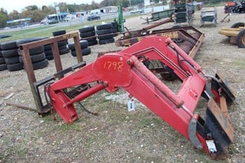 Massey Ferguson 1055 Loader Parts Manual - Download PDF