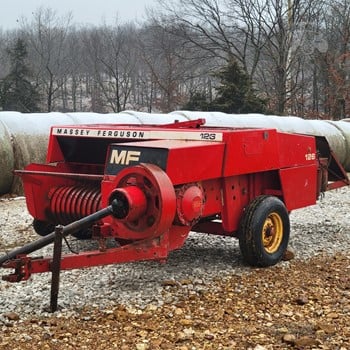 Massey Ferguson 124 / 126 Baler (1474 SERIES) Parts Manual - Download PDF