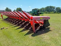 Massey Ferguson 3000 Corn Head Parts Manual - Download PDF (EFFECTIVE S/N HM27101 - HM27229)