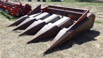 Massey Ferguson 800 SERIES - 844, 863, 864, 883, 884 Corn Head Parts Manual - Download PDF (EFF. S/N W32101) 