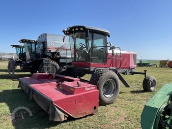 Massey Ferguson WR9770 / WR9860 / WR9870 Double/Triple Windrower Attachment Parts Manual - Download PDF