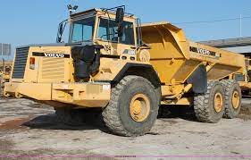 Volvo A35C BM ARTICULATED HAULERS OPERATOR'S MANUAL