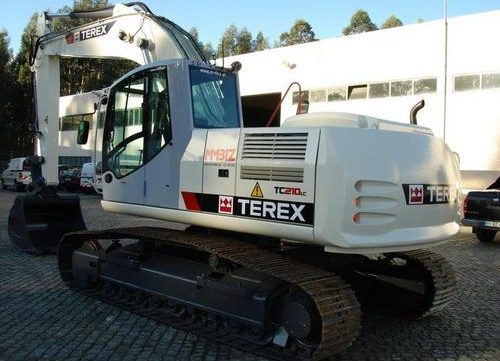 2008 TEREX TC210 Crawler Excavator Parts Manual