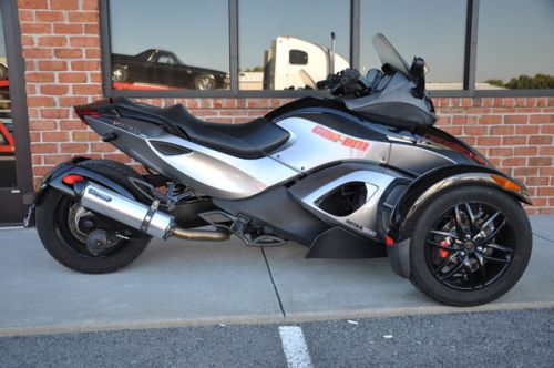 2011 Can-Am Spyder GS RS RS-S Roadster Service Repair Manual