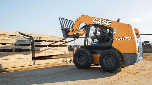 2011 Case SR/SV Alpha Series Skid Steer Loader Operator’s Manual PDF