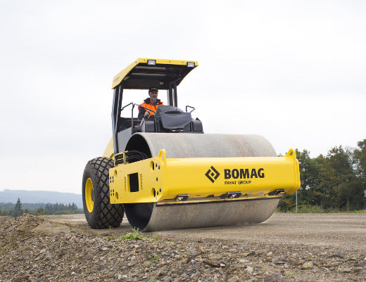 Download - Bomag BW 213 D (2A) Single Drum Vibratory Roller Parts Manual 101400800575 - 101400800831