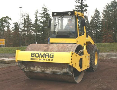 Download - Bomag BW 214 DHC-4 Single Drum Vibratory Roller Parts Manual 101583171001 - 101583171063