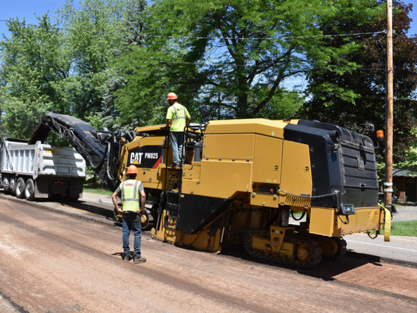 DOWNLOAD CATERPILLAR PM825 COLD PLANER OPERATION AND MAINTENANCE MANUAL ESE