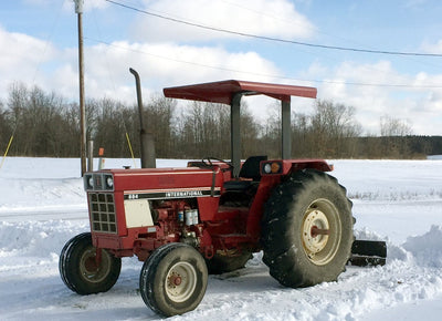 Case IH 884 Tractor Operator's Manual