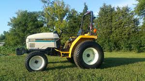 Cub Cadet 7273 Compact Tractor Service Repair Manual