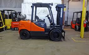 DOOSAN Lift Trucks Model G35S-2 G40S-2 G45S-2 G50C-2 G40SC-2 G45SC-2 G50SC-2 Parts Book