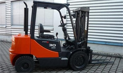 DOOSAN D20 25 30S-5, D33S-5, D35C-5, G20 25 30E-5, G20 25 30P-5, GC20 25 30 33E-5, GC20 25 30 33P-5, G33P-5, G35C-5 LIFT TRUCK Shop Service Repair Manual