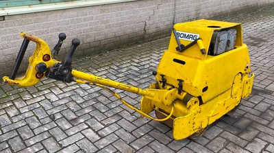 DOWNLOAD - BOMAG BW 35 W Trench Compactor Parts Manual SN 101012301001 -> 101012309999 (00817855)