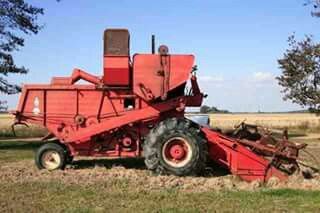 DOWNLOAD CASE IH 1060 COMBINE PARTS MANUAL