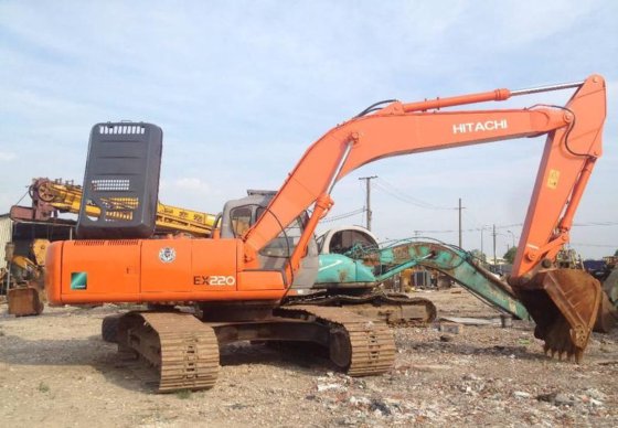 DOWNLOAD HITACHI EX220-5 Excavator (EM15S-1-1) Operator Manual SN 01001-UP