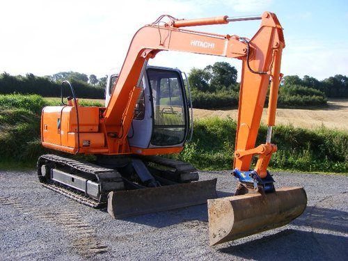 DOWNLOAD HITACHI EX80-5 Excavator (EM1C1-NA2-1) Operator Manual SN 053491-UP