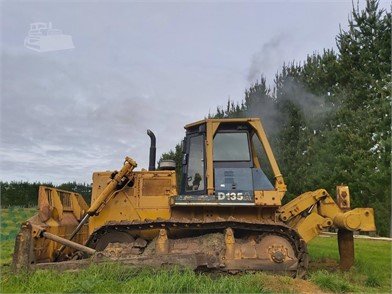 DOWNLOAD KOMATSU D135A-2 (US) BULLDOZER PARTS CATALOG MANUAL SN 10301-UP
