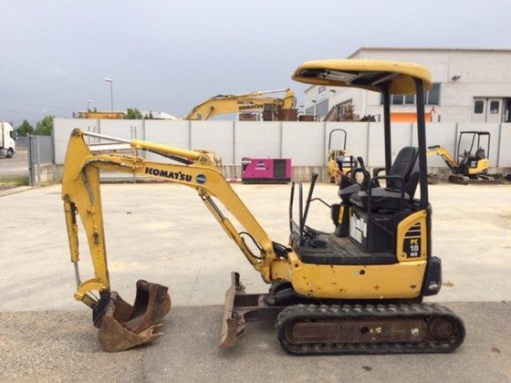 DOWNLOAD KOMATSU PC18MR-3 CRAWLER EXCAVATOR PARTS CATALOG MANUAL SN 20001-UP (North America Spec-)