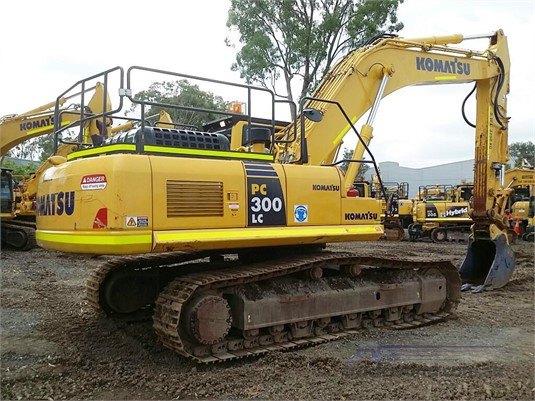 DOWNLOAD KOMATSU PC300LC-6Z (JPN) CRAWLER EXCAVATOR PARTS CATALOG MANUAL SN 30001-UP