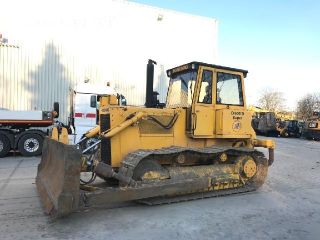 Download Komatsu D600D (GERMAN) Bulldozer Parts Catalog Manual SN 331620001-Up