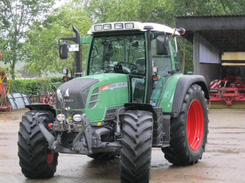 Fendt 313 Vario Tractor SCR (340 00101-99999) Parts Manual Download