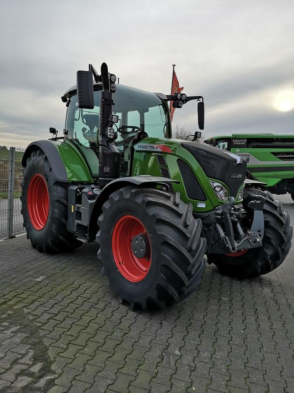 Fendt 718NA Vario Tractor S4 (740 00101-06000) (WAM740XXX00F06001-99999) Parts Manual Download
