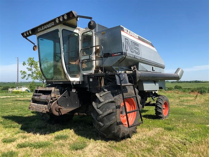 Gleaner N5 (Eff Sn 6101) N6 (Eff Sn 7301) Combine Parts Manual PDF