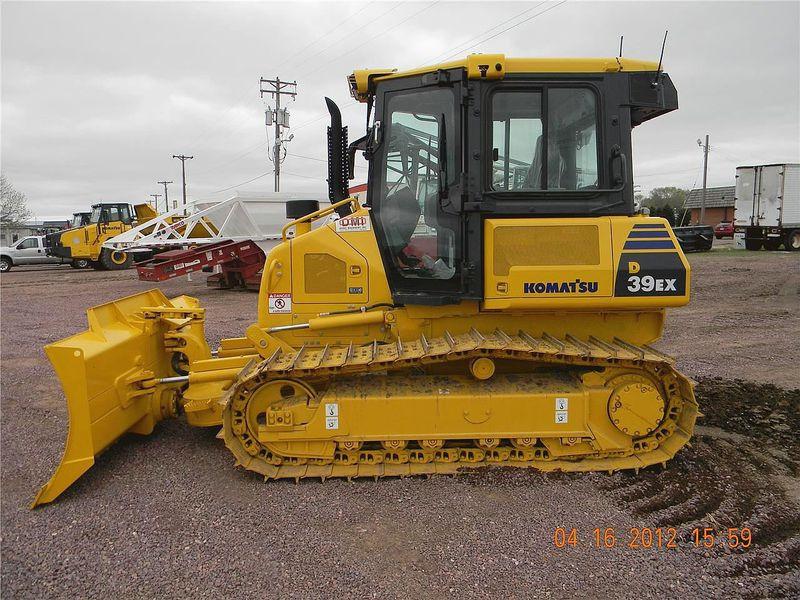 KOMATSU D39EX-22 D39PX-22 BULLDOZER SERVICE REPAIR MANUAL + OPERATION & MAINTENANCE MANUAL DOWNLOAD