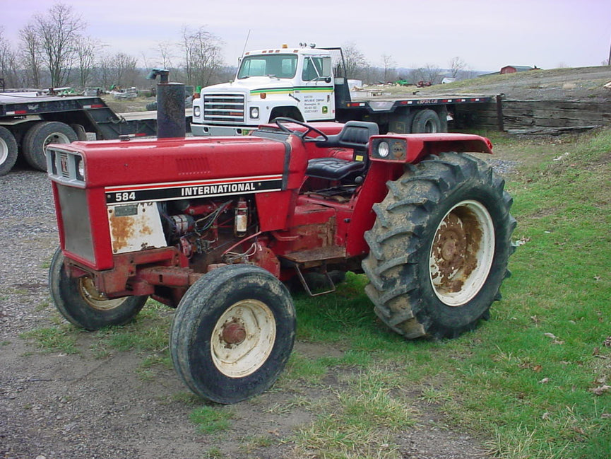 Case IH 584 Tractor Operator's Manual