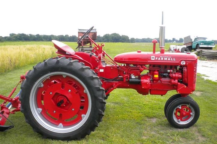 International Harvester McCormick Farmall Super C Tractor Operator's Manual