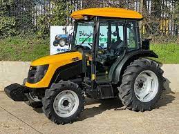 JCB 354, 360 Compact Tractor Operator Manual {9811-1160}