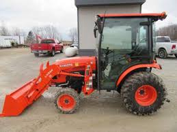 KUBOTA B5200 DT TRACTOR ILLUSTRATED PARTS MANUAL