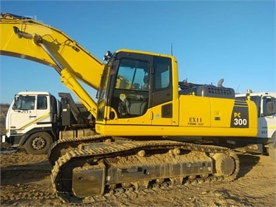 Komatsu PC300-8 (ENG) Hydraulic Excavator