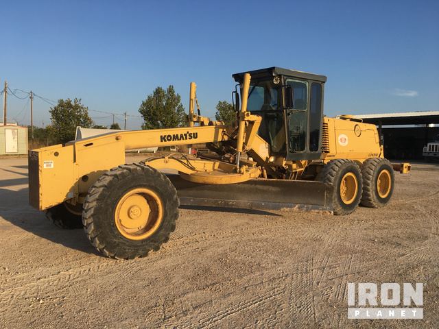 Download Komatsu GD670A-1(USA) Motor Grader Service Repair Shop Manual S/N 200840-202000