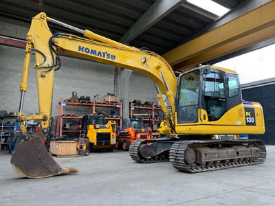 Download Komatsu PC130-7(GBR)-K CRAWLER EXCAVATOR Operation and Maintenance Manual SN 72642-UP