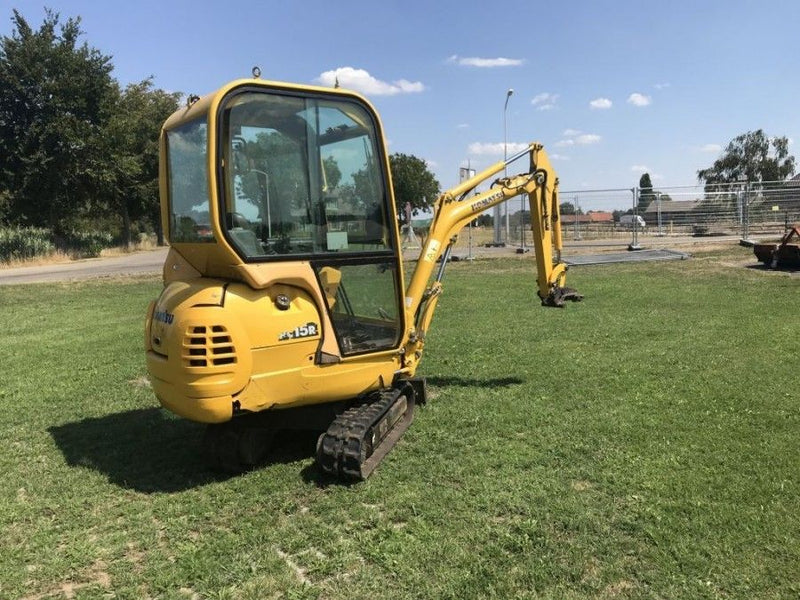 Download Komatsu PC15R-8(JPN) Crawler Excavator Operation and Maintenance Manual S/N 10001-UP