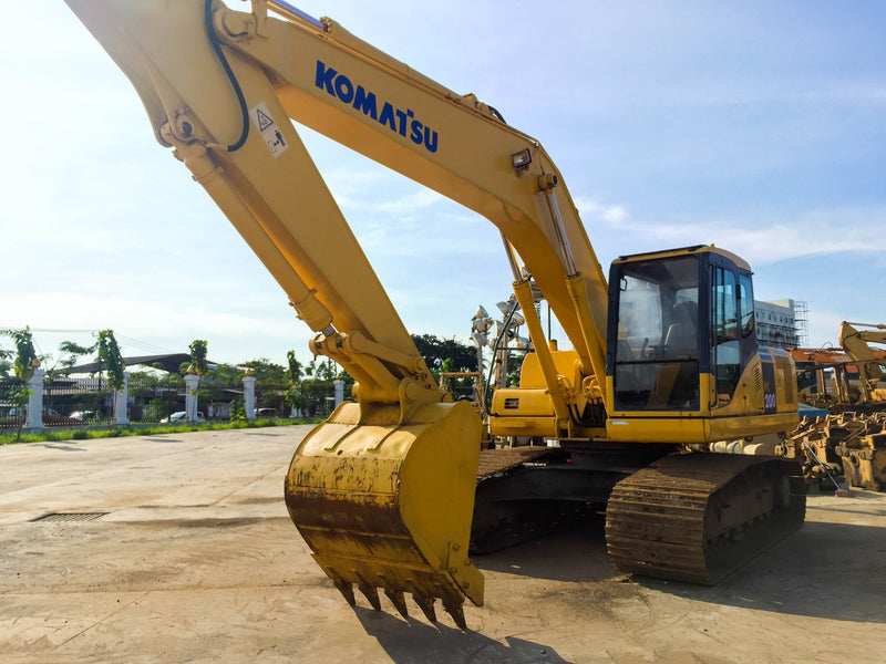 Download Komatsu PC200LC-7(THA) CRAWLER EXCAVATOR Operation and Maintenance Manual SN C70001-UP