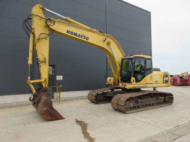 Download Komatsu PC210LC-7(CHN)-MULTI-MONITOR CRAWLER EXCAVATOR Operation and Maintenance Manual S/N DBG0071-UP