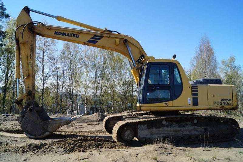 Download Komatsu PC240LC-6(GBR)-K CRAWLER EXCAVATOR Service Repair Shop Manual S/N K32001-UP