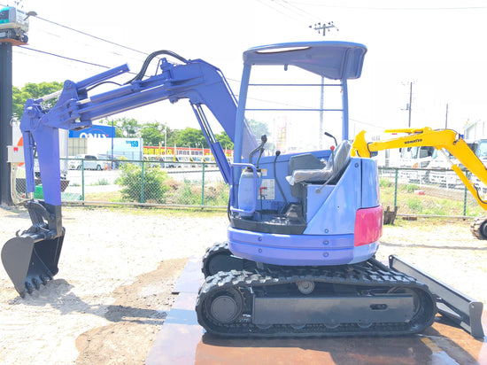Download Komatsu PC28UU-2(JPN) Crawler Excavator Operation and Maintenance Manual S/N 11295-UP