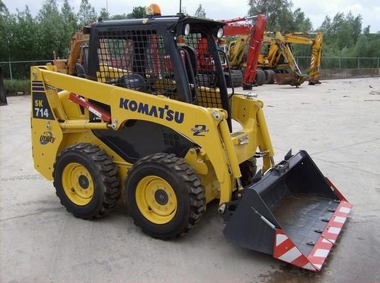 Komatsu SK714-5 Skid-Steer Loader Operation & Maintenance Manual SN: 37AF00004 and up